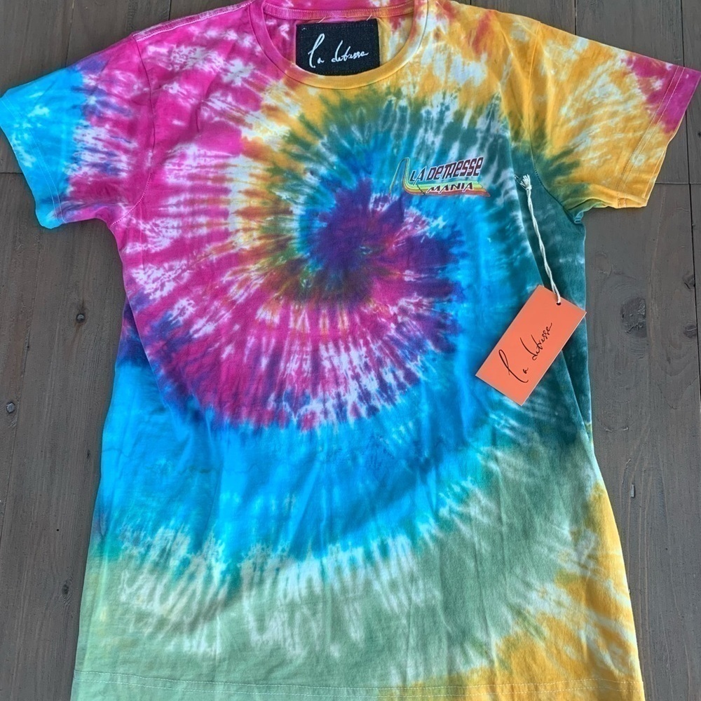 La Detresse euphoria tee NWT